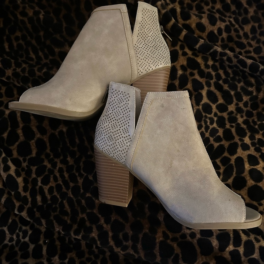 Open Toe Ankle Boots By Sugar Sz 9